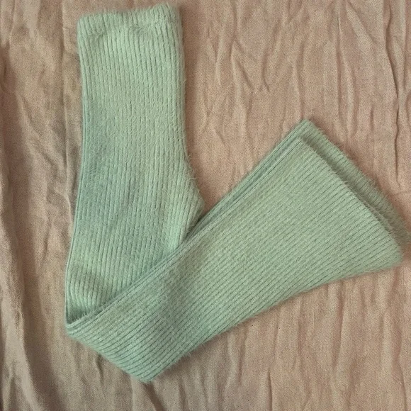 Bicolored knit set from The Ragged Priest - Picture 6 of 11